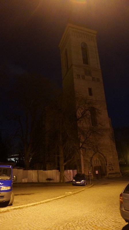 Hodina Země 2016 v Kutné Hoře 19. března 2016. Kutnohorské památky zůstaly bez slavnostního osvětlení. Od 20:30 do 21:30 je osvětlovaly pouze pouliční lampy