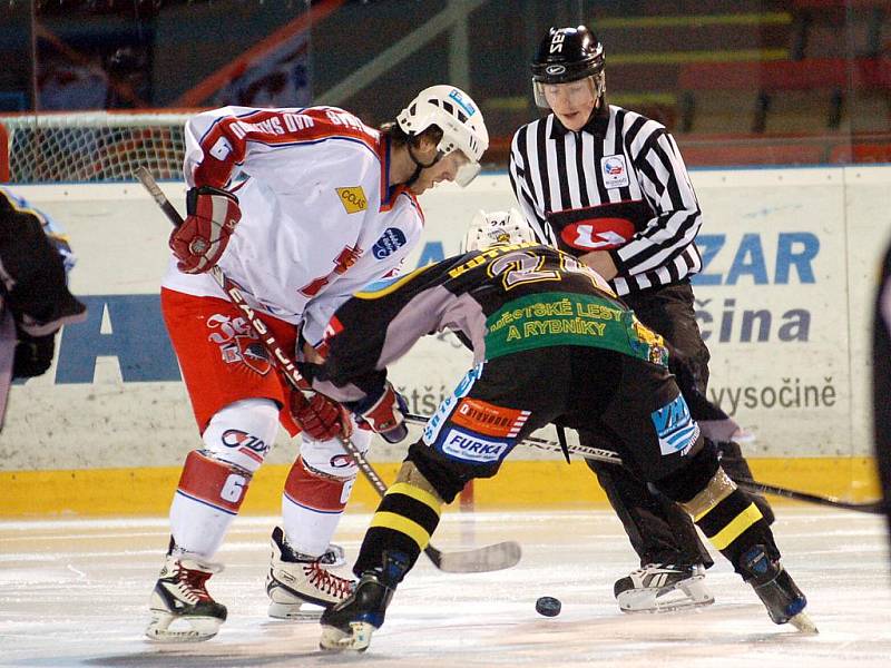 28. kolo II. ligy: SKLH Žďár n. S. - Stadion Kutná Hora, 16. ledna 2011.