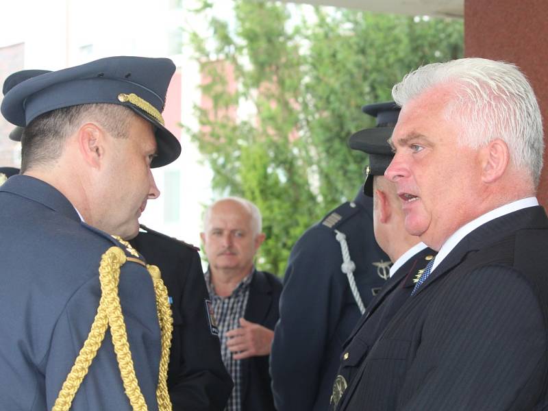Jmenování nového velitele 21. základy taktického letectva Čáslav