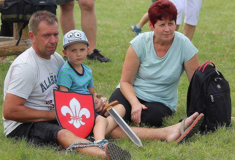 Středověká slavnost v Semtěši v červenci 2017.