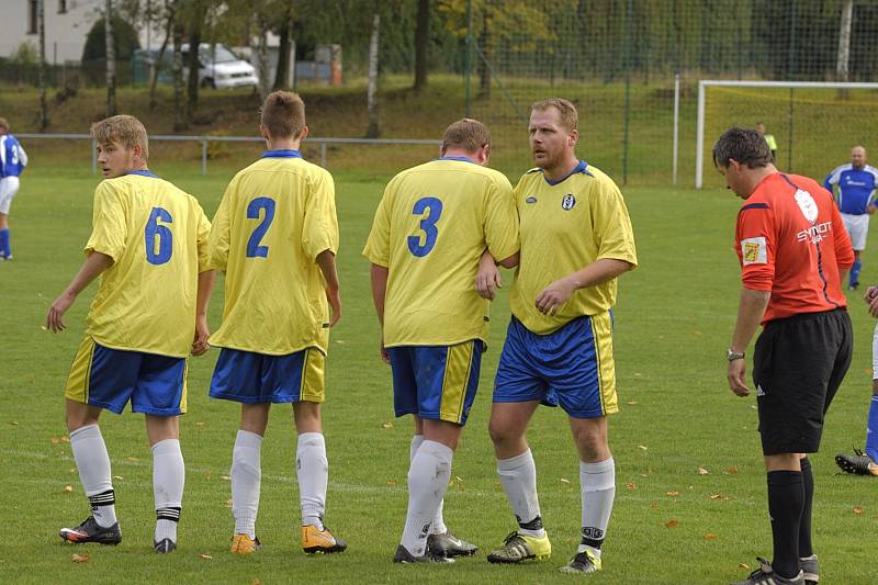 Utkání 7. kola okresního fotbalového přeboru: Zbraslavice - Sázava B 2:3.