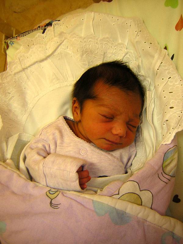 Eliška Olachová se narodila 27. března 2019 v 17.53 hodin v Čáslavi. Vážila 2300 gramů a měřila 45 centimetrů. Doma v Dolních Bučicích ji přivítala maminka Andera, tatínek Martin, čtyřletý bráška Andrej a dvouletý bráška Matěj.