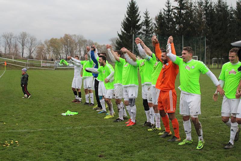 První Hlízov uspěl na hřišti posledních Tupadel.