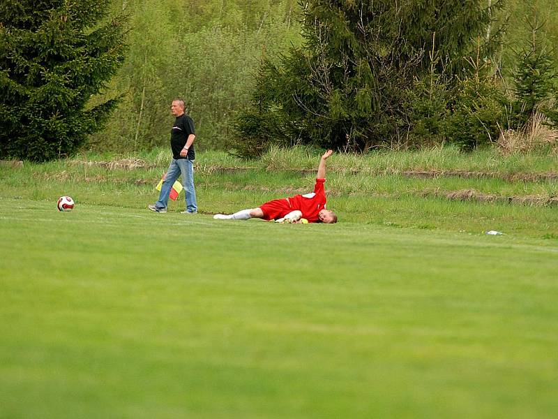 19. kolo okresního přeboru: Zruč n. S. - Sázava, 1. května 2010.