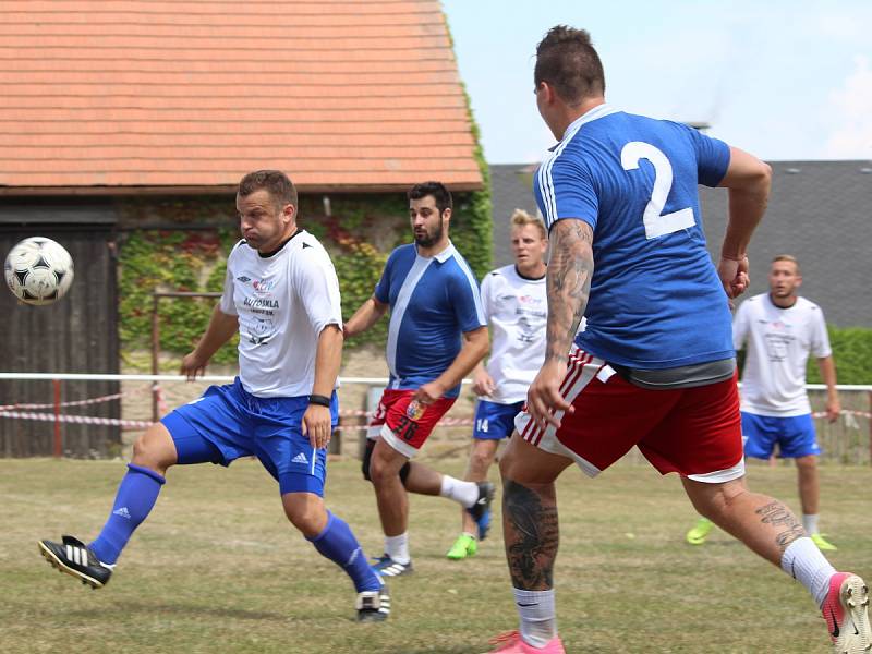 Z 21. ročníku Pukma Cupu, turnaje v malé kopané v Červených Janovicích.