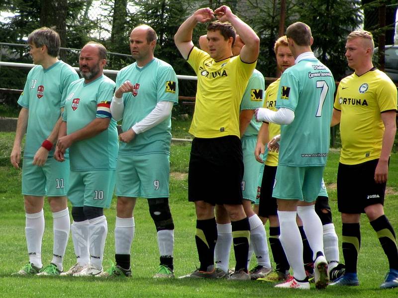 Fotbalová III. třída: TJ Sokol Červené Janovice - AFK Kácov 0:8 (0:3).