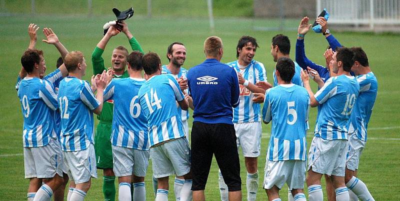 30. kolo II. ligy: Čáslav - Vlašim 2:1, 11. června 2011.