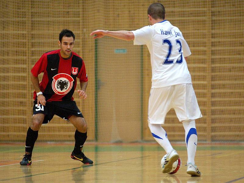 13. kolo Jetbull futsal ligy: Benago Zruč - Tango Brno, 4. prosince 2010.