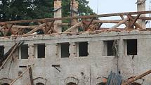Demolice bývalé budovy ČSAD pokračuje