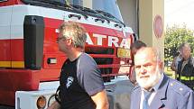 Z předání hasičského vozidla CAS 24 na podvozku Tatra 815 dobrovolným hasičům v Malíně.