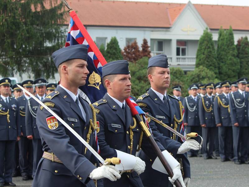 Jmenování nového velitele 21. základy taktického letectva Čáslav