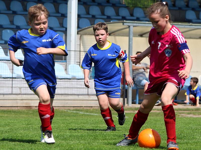 Fotbalový mistrovský turnaj mladších přípravek v Čáslavi: FK Čáslav C - Sparta Kutná Hora 7:6.