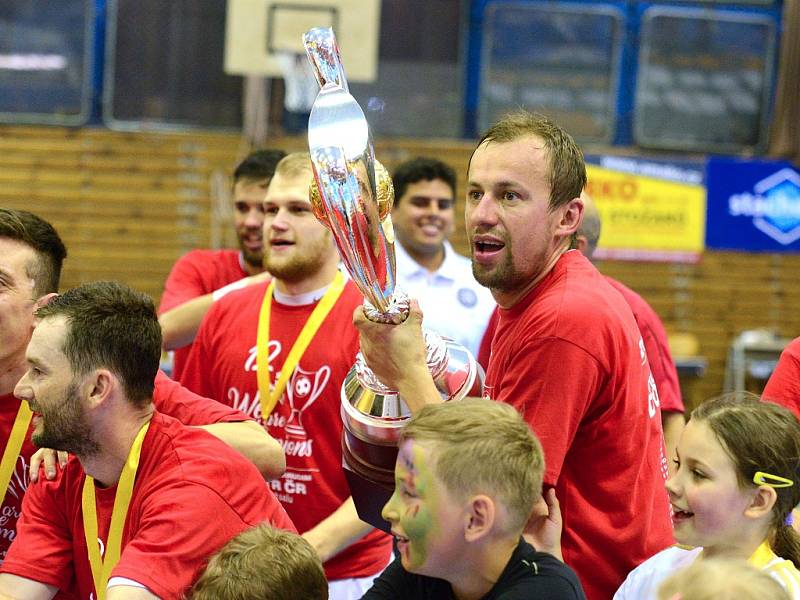 III. zápas finále play off CHANCE futsal ligy: FK ERA-PACK Chrudim - FC Benago Zruč n. S. 7:5 (5:2), 29. května 2016.