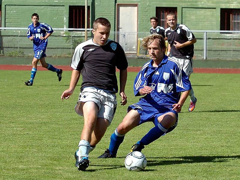 Fotbal: Zenit Čáslav - Dvůr Králové, starší dorost, 21. srpna 2010