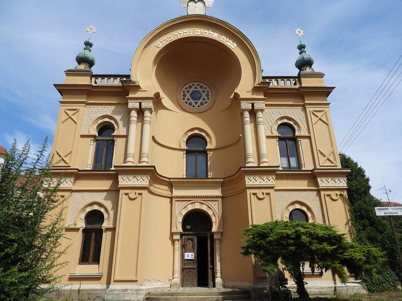 Klára Horáčková vystavuje v čáslavské synagoze.