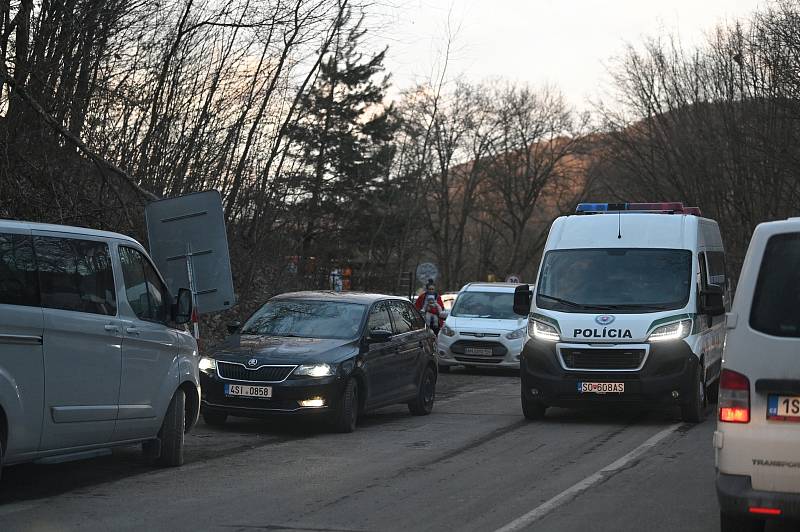 Takhle to vypadá na slovensko - ukrajinské hranici.