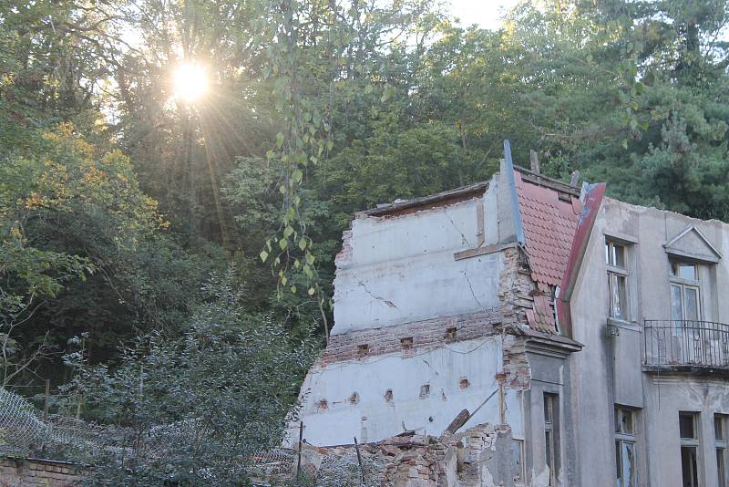 Demolice Nových mlýnů (Komoráčovský a Miránskovský) v Kutné Hoře.
