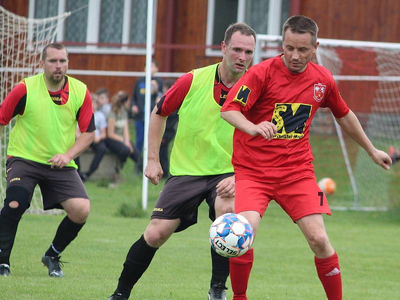 Fotbalový přípravný zápas: TJ Sokol Červené Janovice - AFK Bratčice 11:2 (6:2).