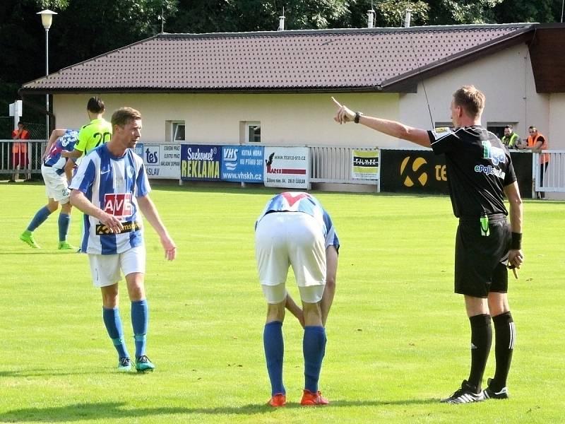 První kolo českého fotbalového poháru MOL Cupu: FK Čáslav - 1. FK Příbram 1:2 (0:2).