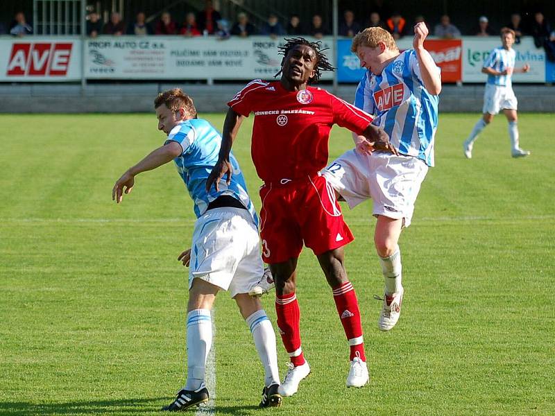 24. kolo II. ligy: Čáslav - Třinec 4:1, 1. května 2011.