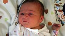 Josefína Kotrchová se narodila 16. července 2019 ve 21.00 hodin v čáslavské porodnici. Vážila 3320 gramů a měřila 52 centimetrů. Doma v Praze se na ni těší maminka Tereza a tatínek Tomáš.