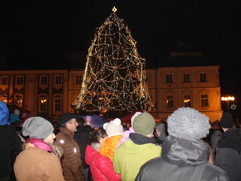 Rozsvícení vánočního stromu v Kutné Hoře