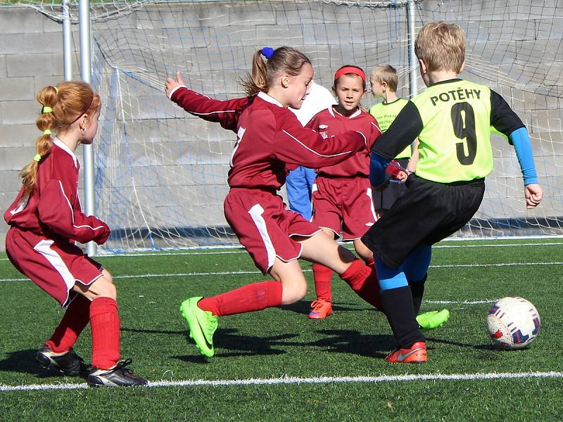 Fotbalový mistrovský turnaj mladších přípravek v Čáslavi: Sokol Potěhy - FK Čáslav C 9:5.