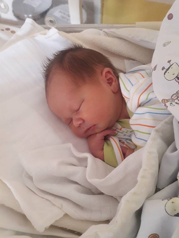 Amálie Medunová se narodila 20. září 2021 v 9.56 hodin v čáslavské porodnici. Vážila 3580 gramů a měřila 50 centimetrů . Domů do Tupadel si ji odvezli maminka Hana a tatínek Petr.