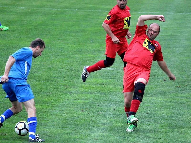 Fotbalová III. třída: TJ Sokol Paběnice B - TJ Sokol Červené Janovice 2:0 (1:0).