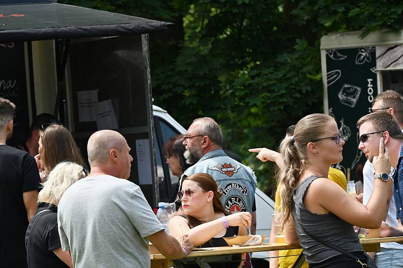 Ze Street food festivalu 2021 na Kačině.