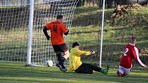 Fotbalová IV. třída, skupina B: SK Zbraslavice B - SK Malešov B 2:4 (0:2).