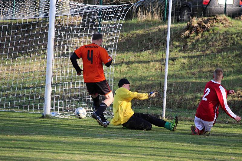 Fotbalová IV. třída, skupina B: SK Zbraslavice B - SK Malešov B 2:4 (0:2).