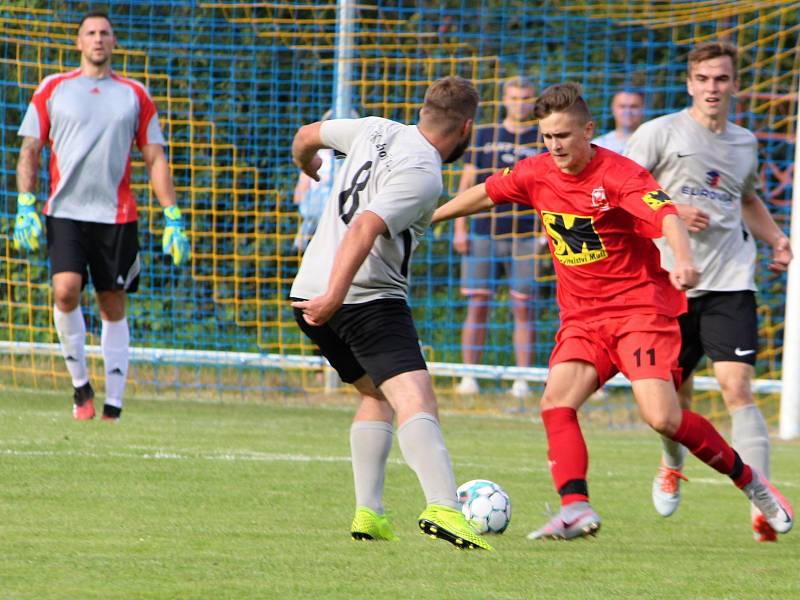 Fotbalová III. třída: FK Záboří nad Labem - TJ Sokol Červené Janovice 4:2 (2:1).