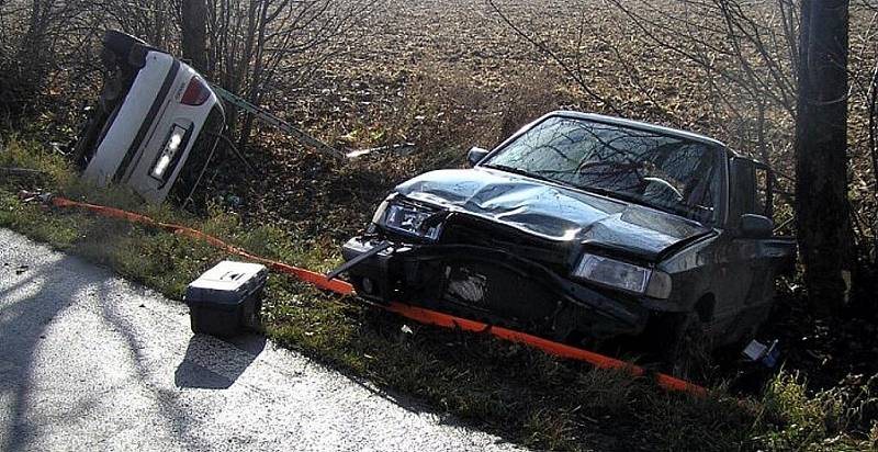 Nehoda mezi obcemi Horky a Golčův Jeníkov