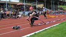 Z krajské soutěže v požárním sportu profesionálních a dobrovolných hasičů na stadionu Olympia v Kutné Hoře.