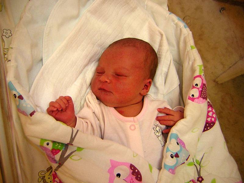 Zora Zrucká se se narodila 11. července 2019 ve 14.45 hodin v čáslavské porodnici. Pyšní se mírami 3290 gramů a 49 centimetrů. Domů do Čáslavi si ji odveze maminka Sára a tatínek Jan.
