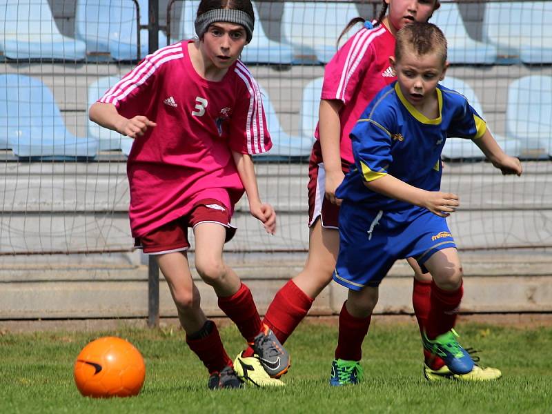 Fotbalový mistrovský turnaj mladších přípravek v Čáslavi: FK Čáslav C - Sparta Kutná Hora 7:6.