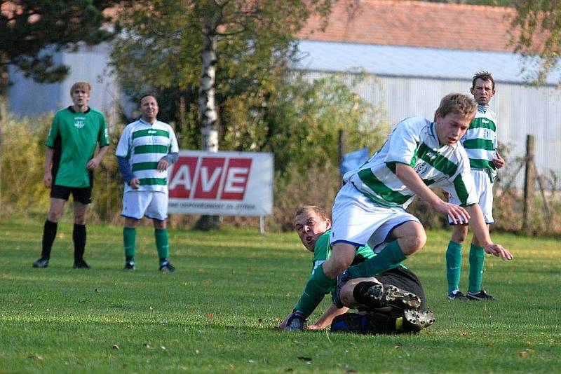 10. kolo III. třídy: Kluky - Sázava B, 23. října 2010.