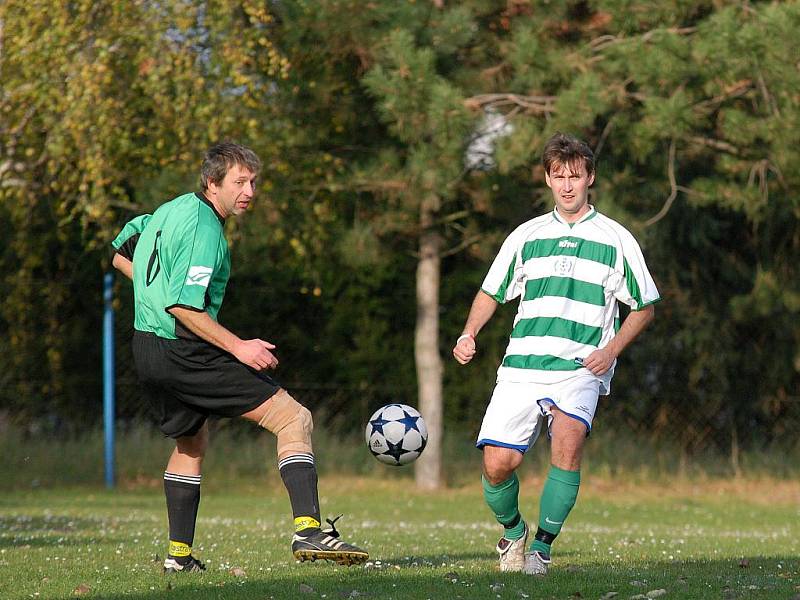 10. kolo III. třídy: Kluky - Sázava B, 23. října 2010.