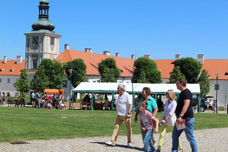 Sousedský jarmark v Kutné Hoře