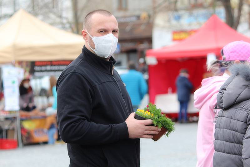 Trh na náměstí Jana Žižky z Trocnova v Čáslavi.