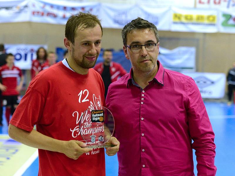 III. zápas finále play off CHANCE futsal ligy: FK ERA-PACK Chrudim - FC Benago Zruč n. S. 7:5 (5:2), 29. května 2016.