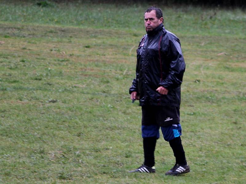 Fotbalová III. třída: TJ Zbýšov - TJ Sokol Červené Janovice 2:0 (0:0).