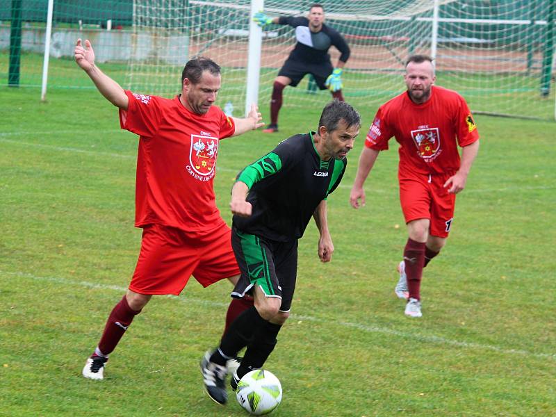 Fotbalová III. třída: TJ Sokol Červené Janovice - TJ Rataje nad Sázavou 3:0 (0:0).