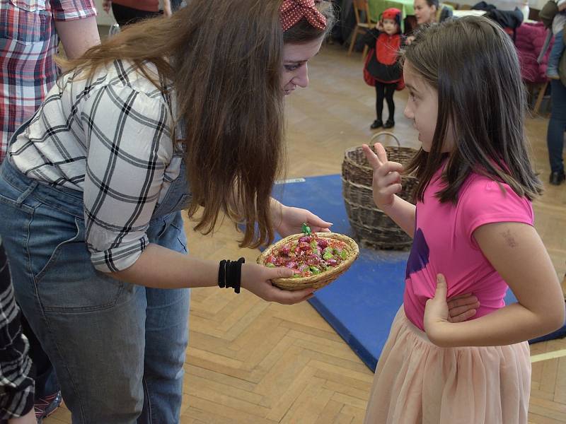 Dětský karneval v Čestíně.