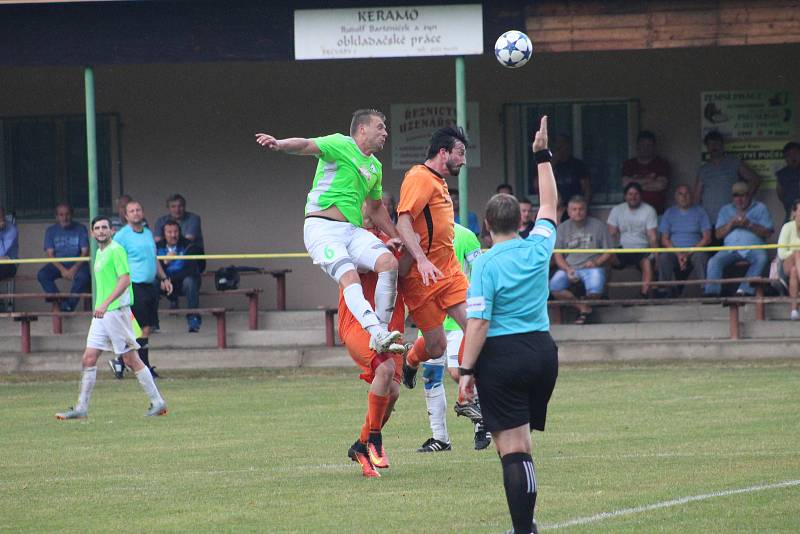 Hlízov se v Bečvárech mohl radovat z vítězství 5:0.