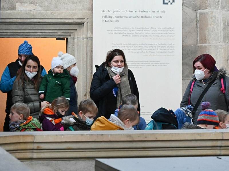 Meditační a modlitební zastavení k zamyšlení Za krásou rodiny do chrámu svaté Barbory.