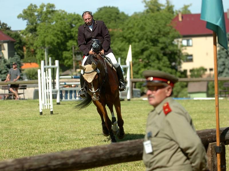 Parkurové závody v Přítokách. 7.6.2014