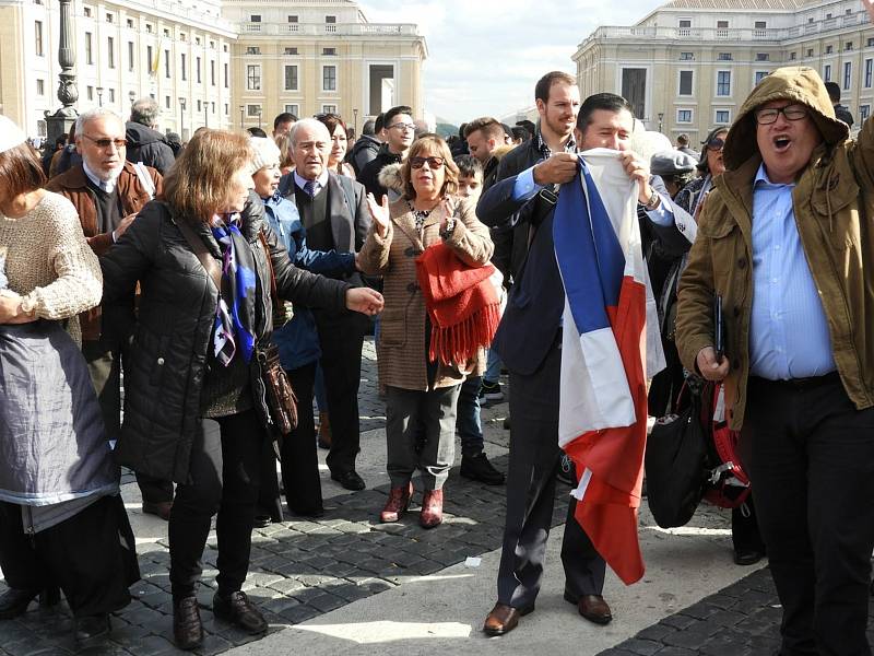 Také poutníkům z Čáslavi splnil papež František slib.