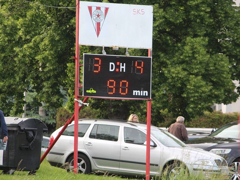 Letní liga Pivovaru Kutná Hora: TJ Viktoria Sedlec - TJ Sokol Červené Janovice 3:4 (0:2).